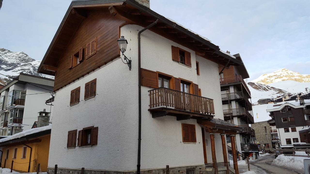 Maison Rosalp Aparthotel Breuil-Cervinia Exteriör bild