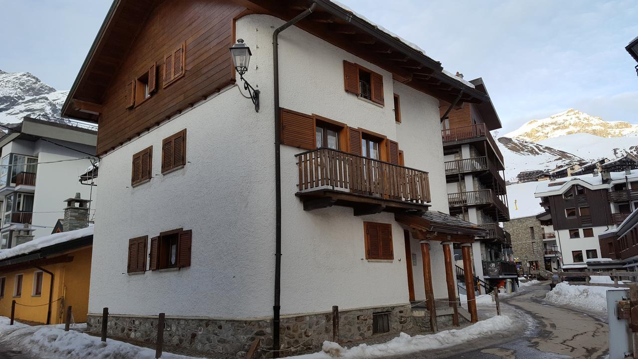 Maison Rosalp Aparthotel Breuil-Cervinia Exteriör bild